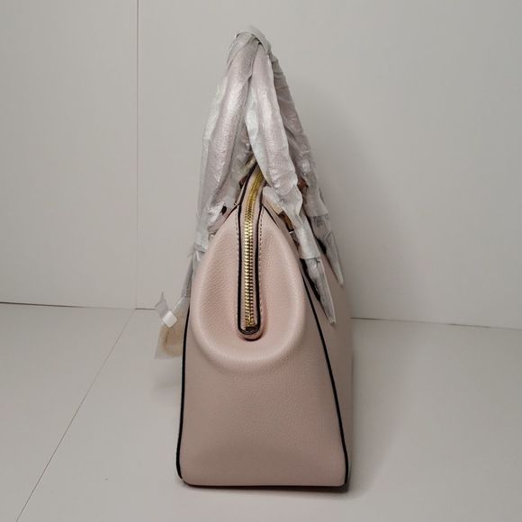 Michael Kors Charlotte - Picture 3 of 7